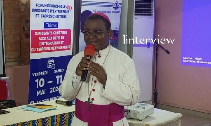 AG UNIAPAC Afrique:<br>Mgr Nicodème Barrigah-Benissan rehausse l’éclat de l’événement