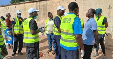 L&rsquo; Association ZDP-Togo en opération de salubrité aux abords du CHU Sylvanus Olympio