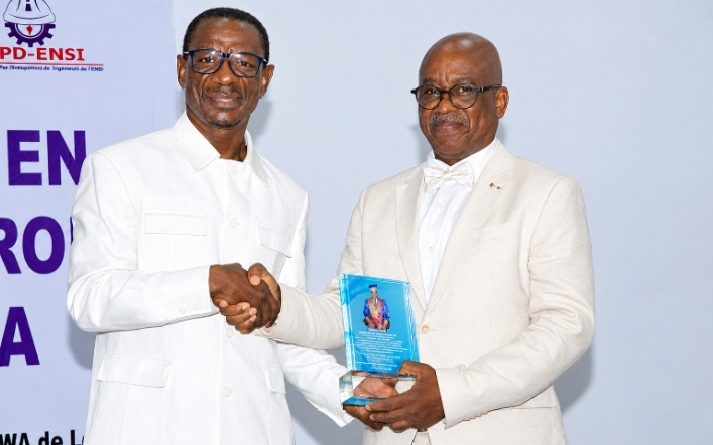 L&rsquo;ENSI et L&rsquo;UL marquent leur reconnaissance au Professeur BEDJA Koffi-Sa